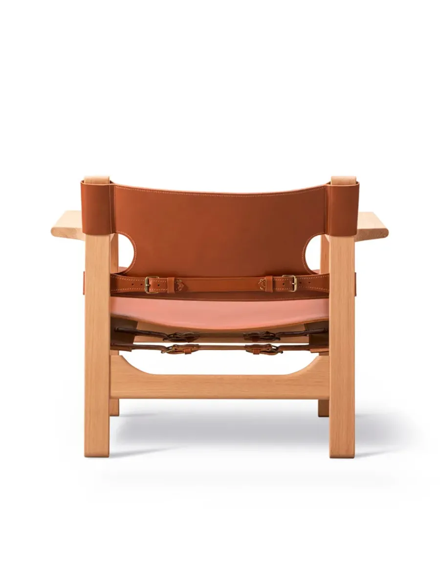 Den Spanske Stol i sort læder, eg sort lak af Børge Mogensen<Fredericia Furniture Hot