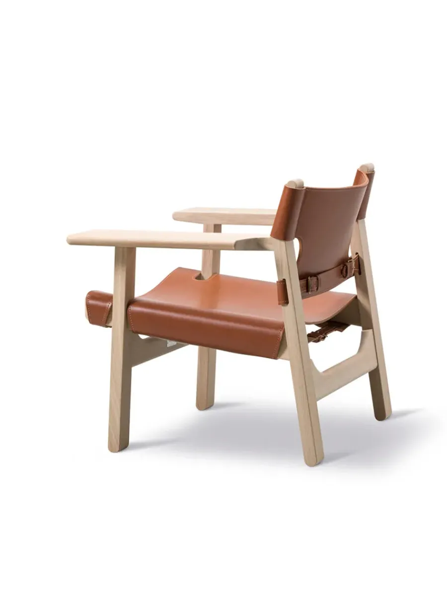 Den Spanske Stol i sort læder, eg sæbe af Børge Mogensen<Fredericia Furniture Sale