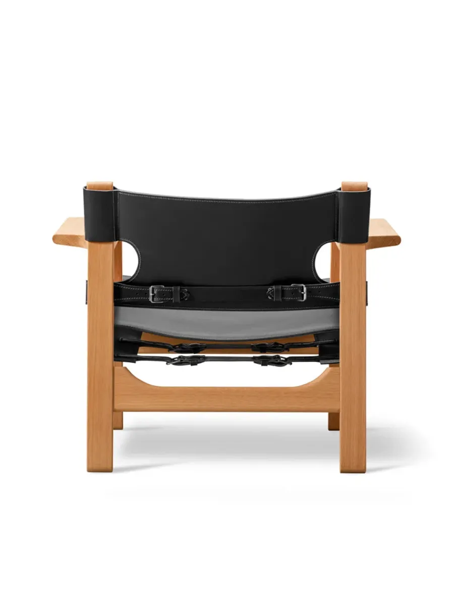 Den Spanske Stol i sort læder, eg sæbe af Børge Mogensen<Fredericia Furniture Sale