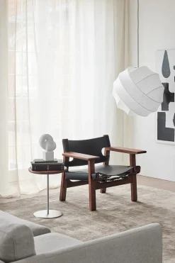 Den Spanske Stol i sort læder, eg sæbe af Børge Mogensen<Fredericia Furniture Sale