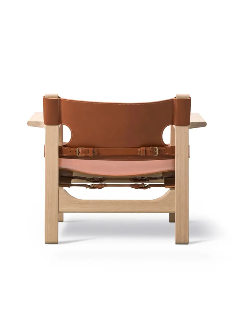 Den Spanske Stol i sort læder, røget eg olie af Børge Mogensen<Fredericia Furniture Clearance