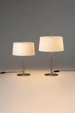 Diana Bordlampe fra Santa and Cole<Santa & Cole Sale