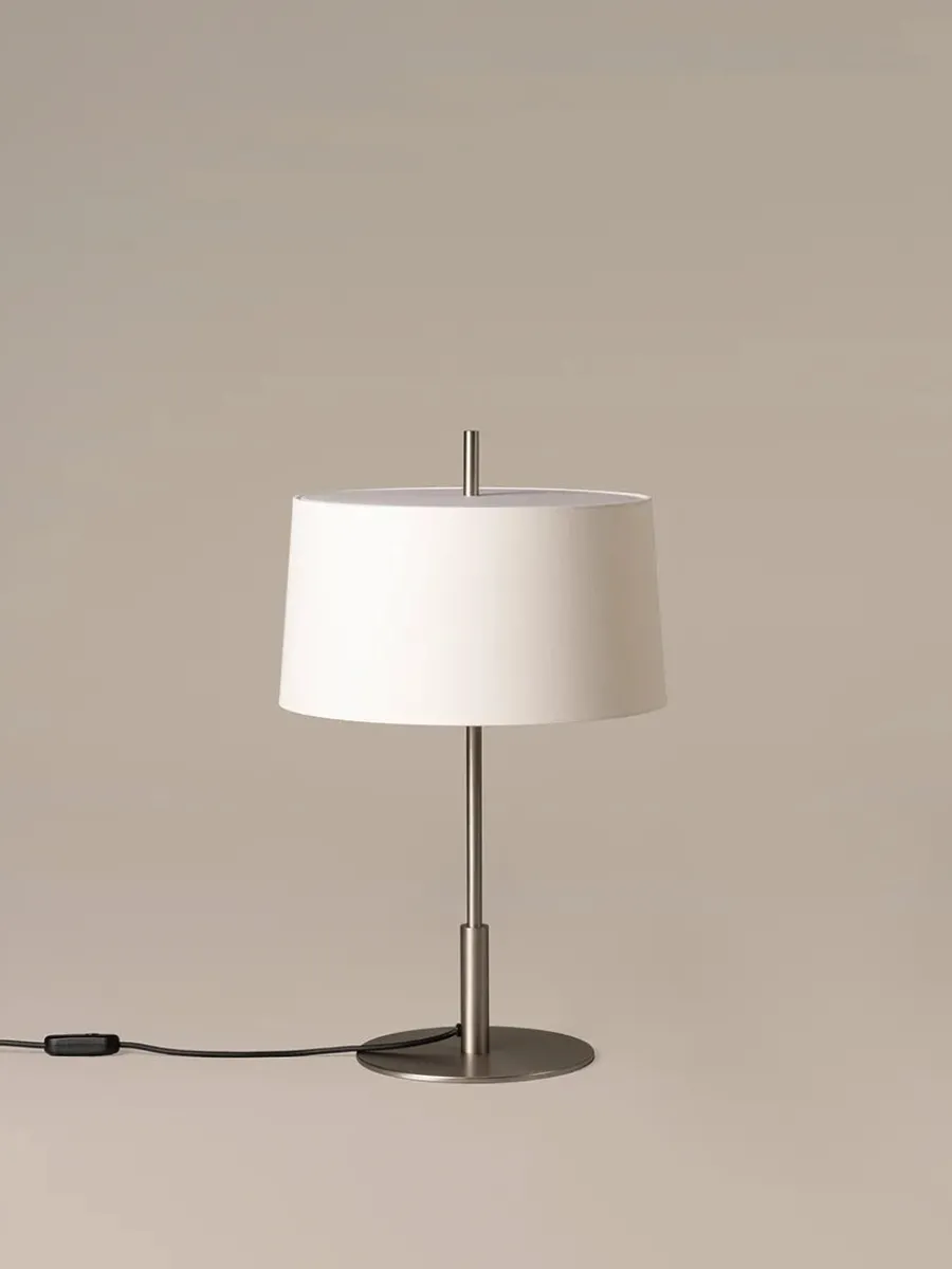 Diana Menor Bordlampe fra Santa and Cole<Santa & Cole Outlet