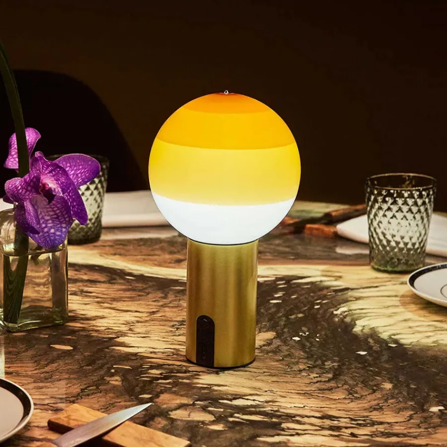 Dipping Light Portable bordlampe fra<Marset Online