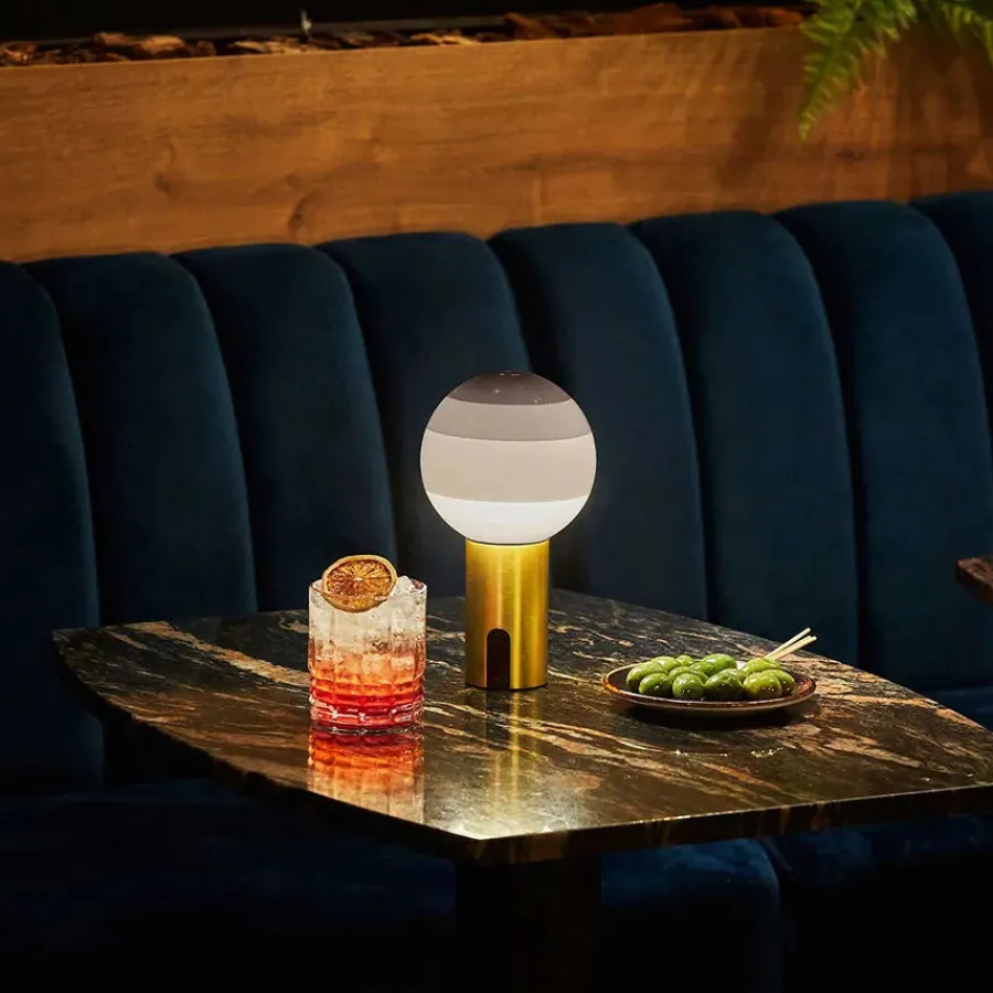 Dipping Light Portable bordlampe fra<Marset Online