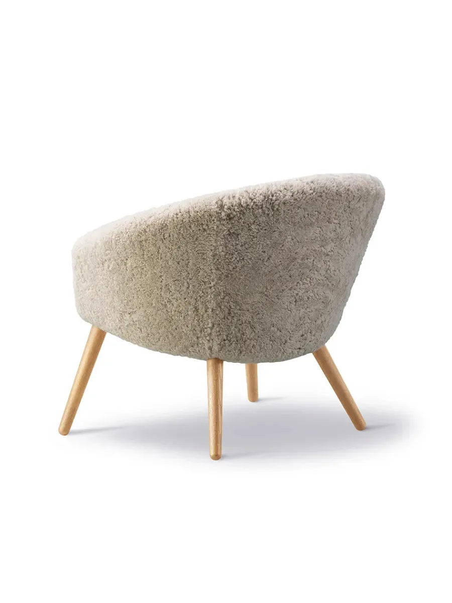 Ditzel Lounge Chair, lammeskind fra<Fredericia Furniture Discount