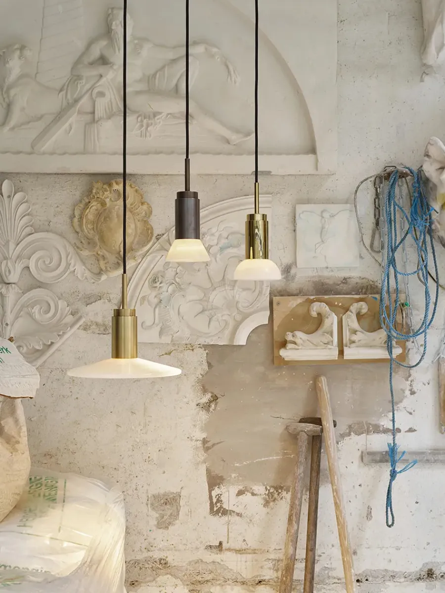 Donya ONYX Moon, white fra<Anour Hot