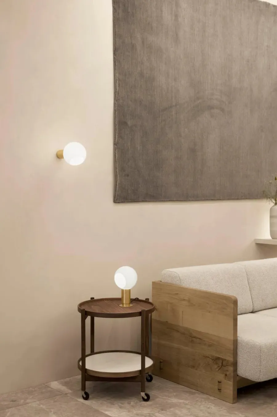 Donya Væglampe fra<Anour Online