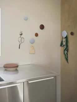 Dots Metal fra<Muuto Hot