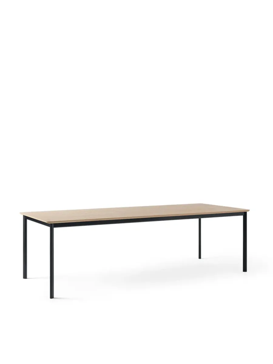 Drip Spisebord HW117 fra<&Tradition