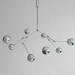 Drop Chandelier Globe, Chrome fra<101 Copenhagen Sale