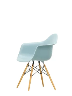 Eames Plastic Armchair DAW, ahorntræ fra<Vitra Online