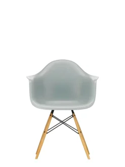Eames Plastic Armchair DAW, ahorntræ fra<Vitra Online