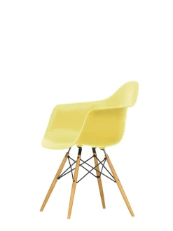 Eames Plastic Armchair DAW, ahorntræ fra<Vitra Online