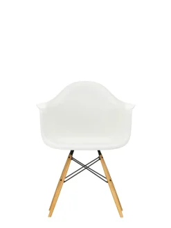 Eames Plastic Armchair DAW, ahorntræ fra<Vitra Online