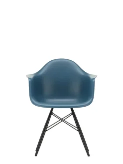 Eames Plastic Armchair DAW, sortlakeret ahorntræ fra<Vitra Discount