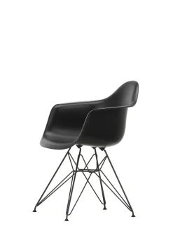 Eames Plastic Armchair DAR, sort pulverlakering fra<Vitra New