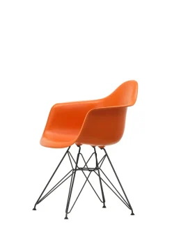 Eames Plastic Armchair DAR, sort pulverlakering fra<Vitra New