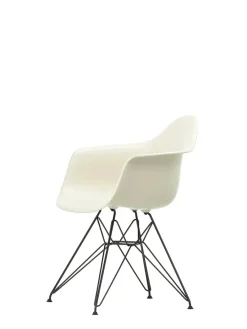 Eames Plastic Armchair DAR, sort pulverlakering fra<Vitra New