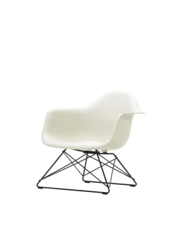 Eames Plastic Armchair LAR, sortlakeret fra<Vitra Clearance