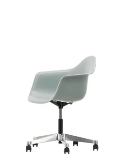 Eames Plastic Armchair PACC fra<Vitra Best