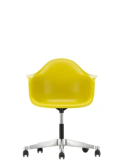 Eames Plastic Armchair PACC fra<Vitra Best