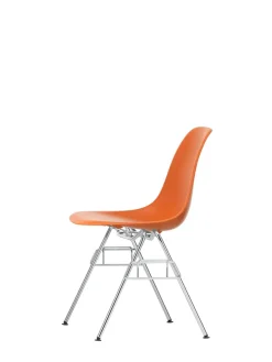 Eames Plastic Side Chair DSS-N, stabelbar fra<Vitra