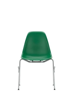 Eames Plastic Side Chair DSS-N, stabelbar fra<Vitra