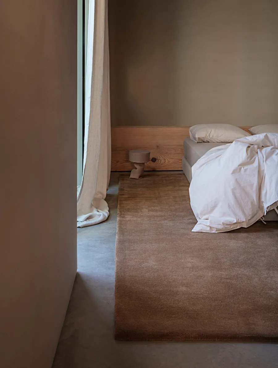 Earth Handtuft Tæppe, Taupe fra<Massimo Clearance