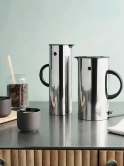 EM77 Elkedel, 1,5 l fra<Stelton Online