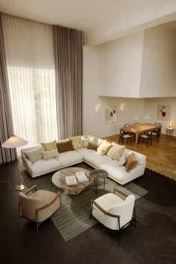 Epic Coffee Table Ø110 cm, travertine fra<GUBI Hot