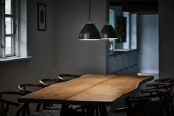 Facet 140 Pendel, sort fra<Le Klint