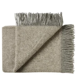 Fanø Plaid, light nordic grey fra<Silkeborg Uldspinderi Clearance