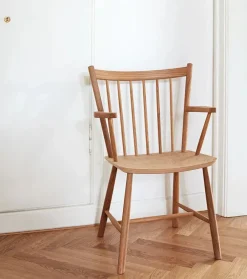 FDB J104 Spisestol, dark oiled oak fra<HAY Sale