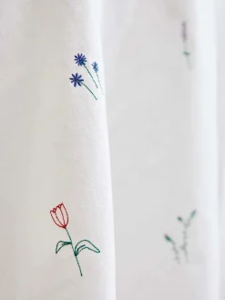 Flower Dug, Rund fra<Blåmst New