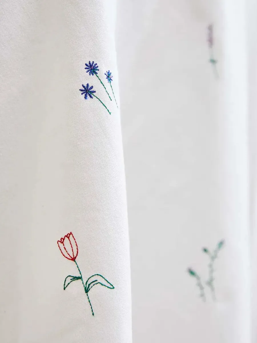 Flower Dug, Rund fra<Blåmst New