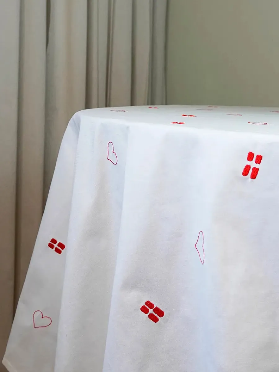 Flower Dug, Rund fra<Blåmst New