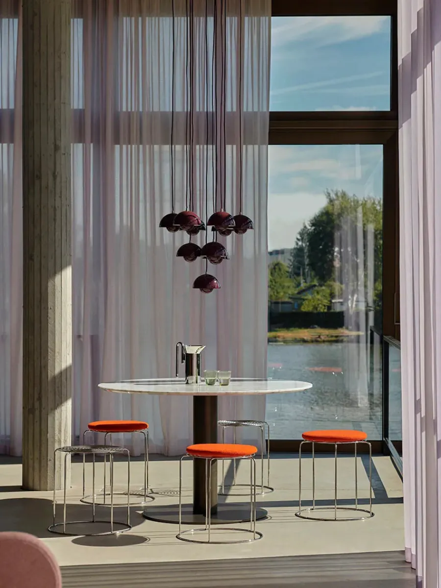 Flowerpot Chandelier VP10, 10 pendants reversed fra<&Tradition Sale