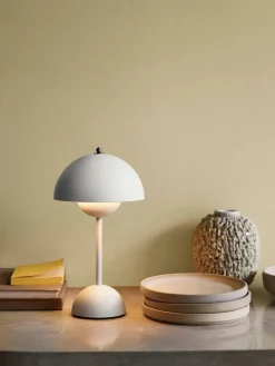 Flowerpot Portable VP9 Bordlampe af Verner Panton<&Tradition Best