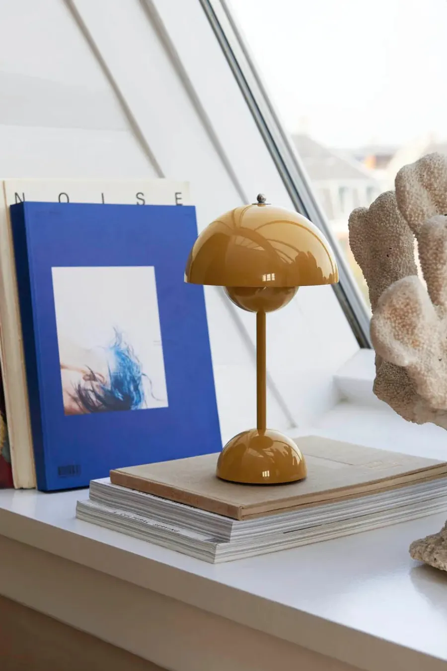 Flowerpot Portable VP9 Bordlampe af Verner Panton<&Tradition Best