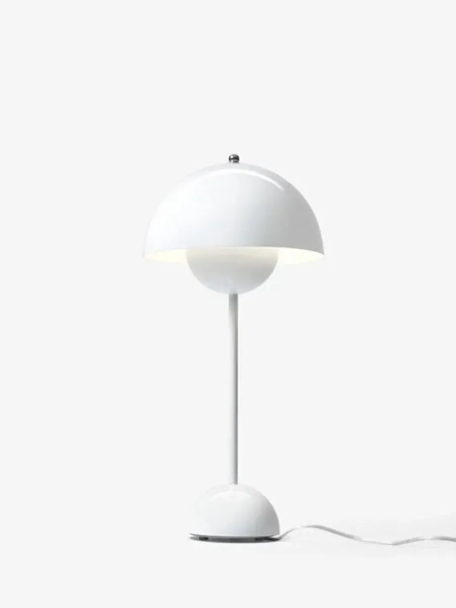 Flowerpot VP3 bordlampe af Verner Panton<&Tradition