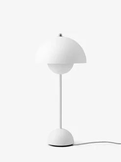 Flowerpot VP3 bordlampe af Verner Panton<&Tradition