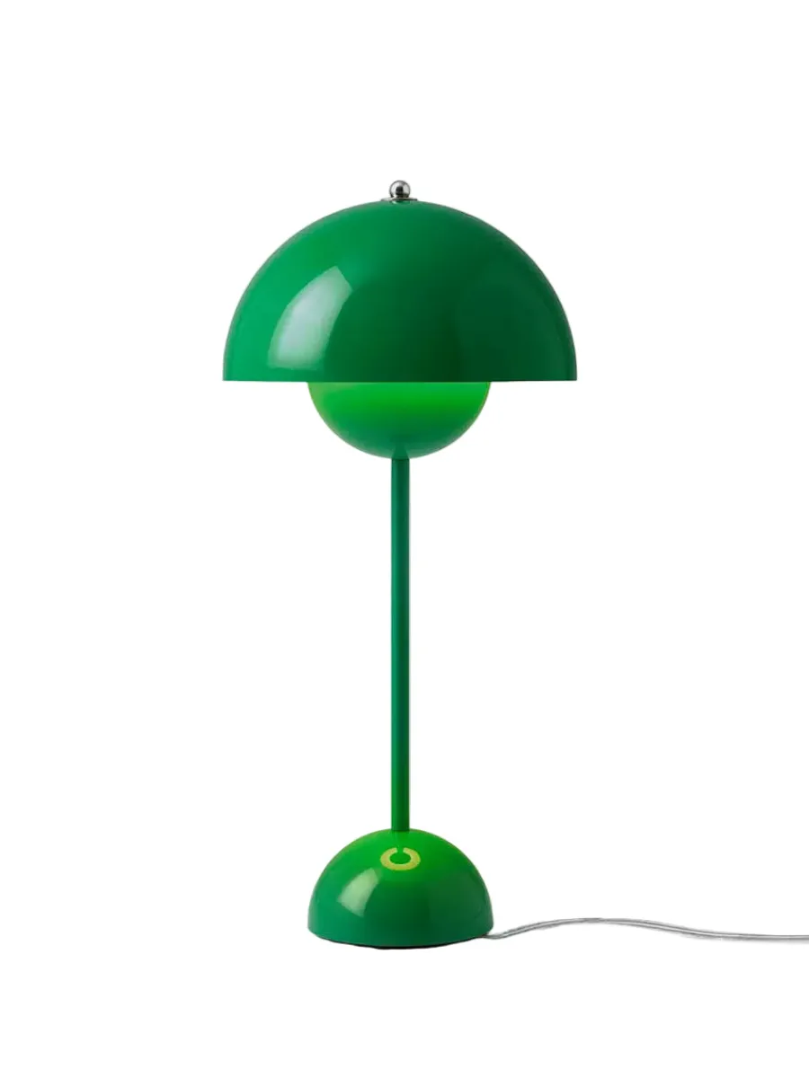 Flowerpot VP3 bordlampe af Verner Panton<&Tradition