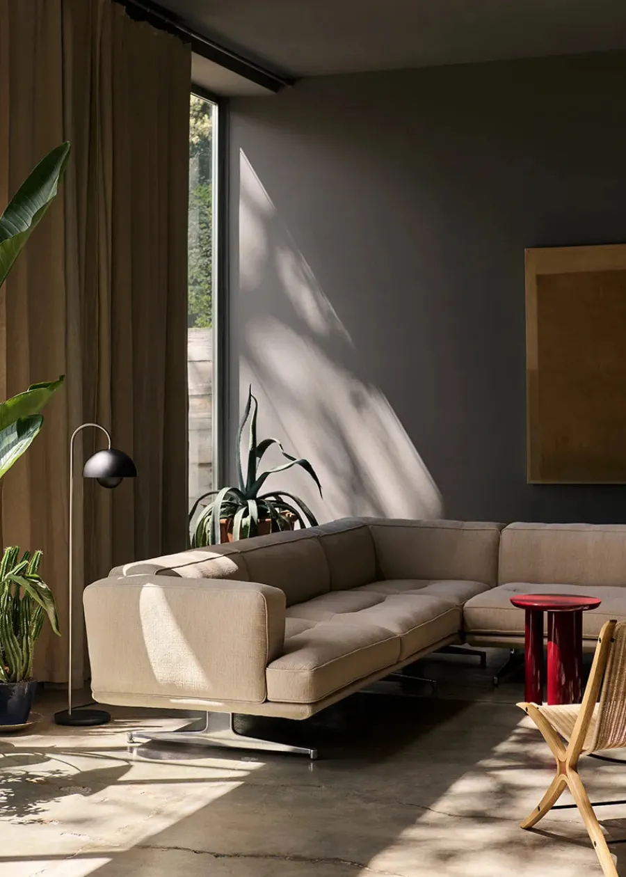 Flowerpot VP12 Gulvlampe fra<&Tradition Online