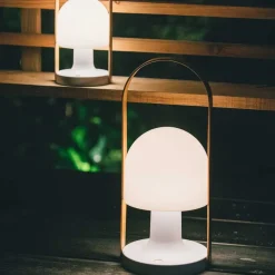 Follow Me Plus bordlampe fra<Marset Best