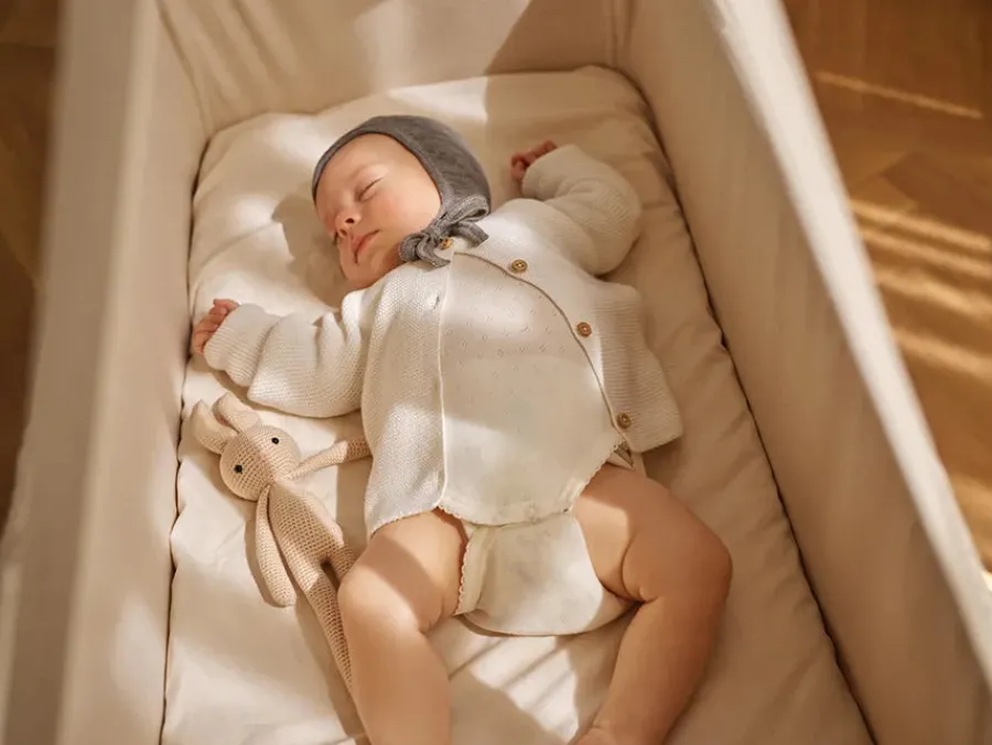 Formsyet lagen til Vugge fra<Moonboon Outlet