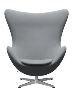 Ægget, sort læder/aluminium af Arne Jacobsen<Fritz Hansen Online