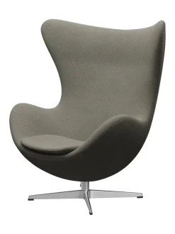 Ægget, sort læder/aluminium af Arne Jacobsen<Fritz Hansen Online