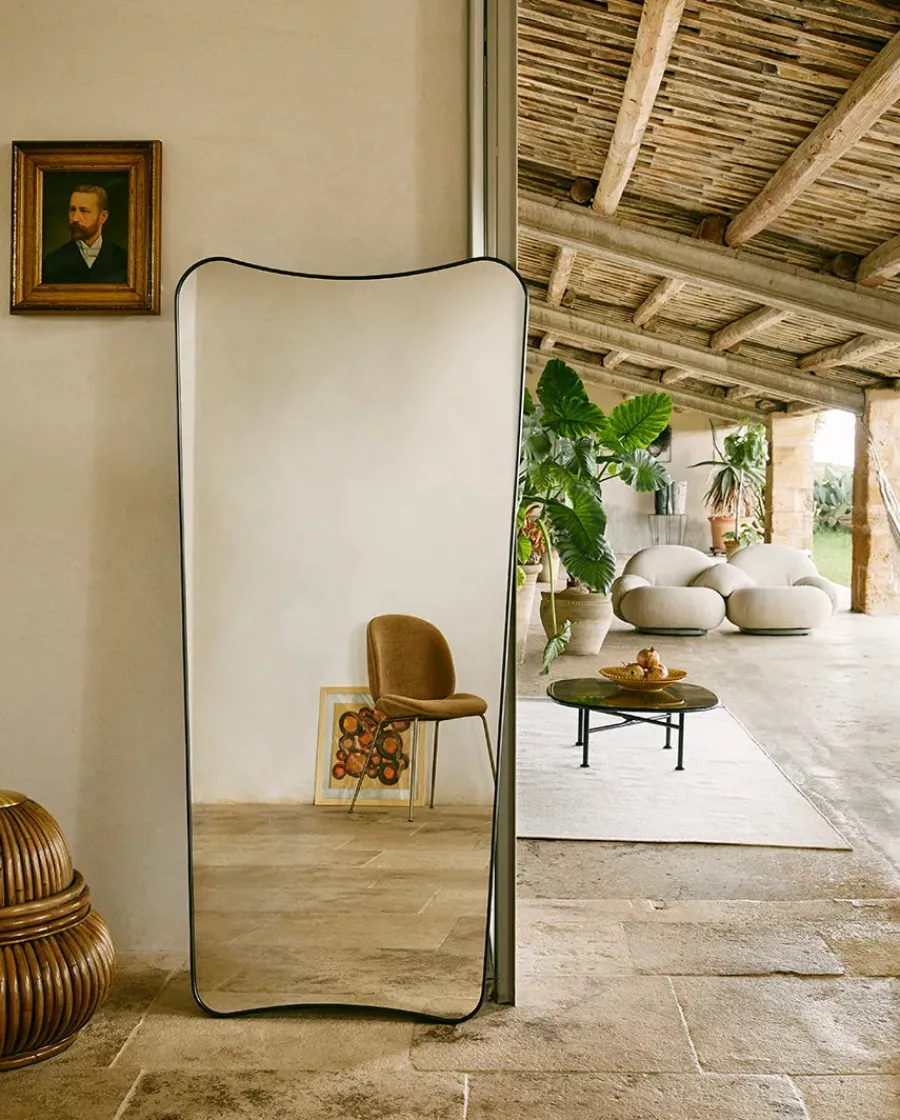 Gio Ponti F. A. 33 Spejl 146 fra<GUBI Clearance