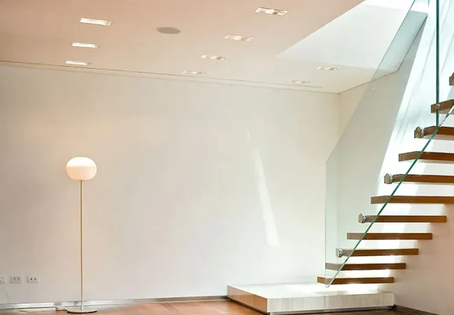 Glo-Ball F, Silver Gulvlampe fra<Flos